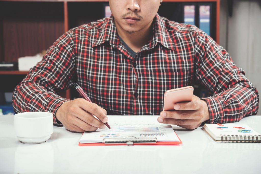 5 Critical Money Mistakes to Avoid in 2025: Learn from 2024's Financial Blunders 2 Money Mistakes to Avoid in 2025 - Financial Blunders of 2024